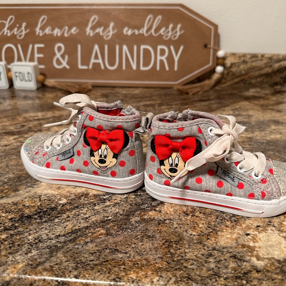 Disney Minnie Mouse Girls Sneakers